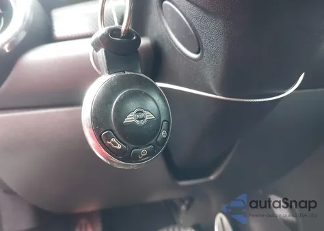 2013 Mini Convertible Cooper S из США, поврежденный, VIN WMWZP3C59DT705232